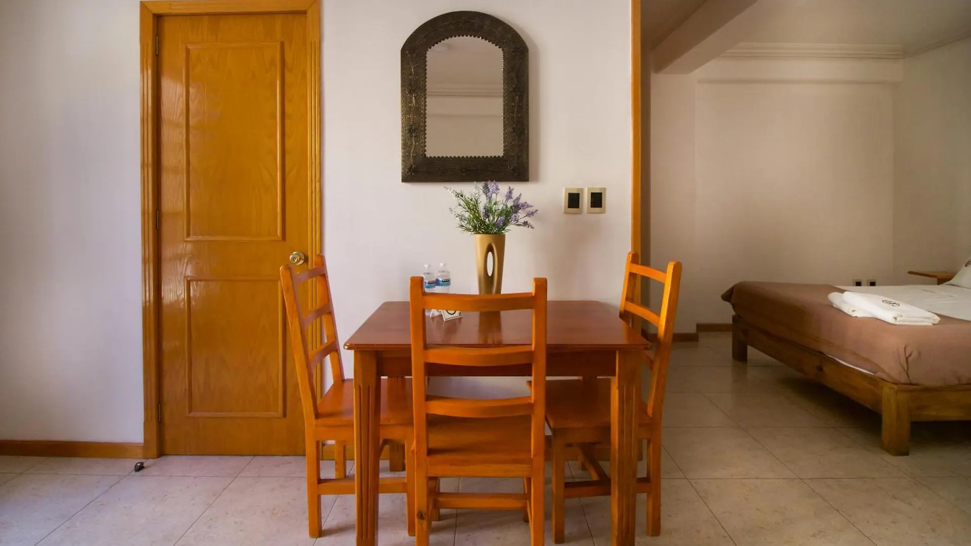 Pensión Suites Sevilla Heroica Puebla de Zaragoza