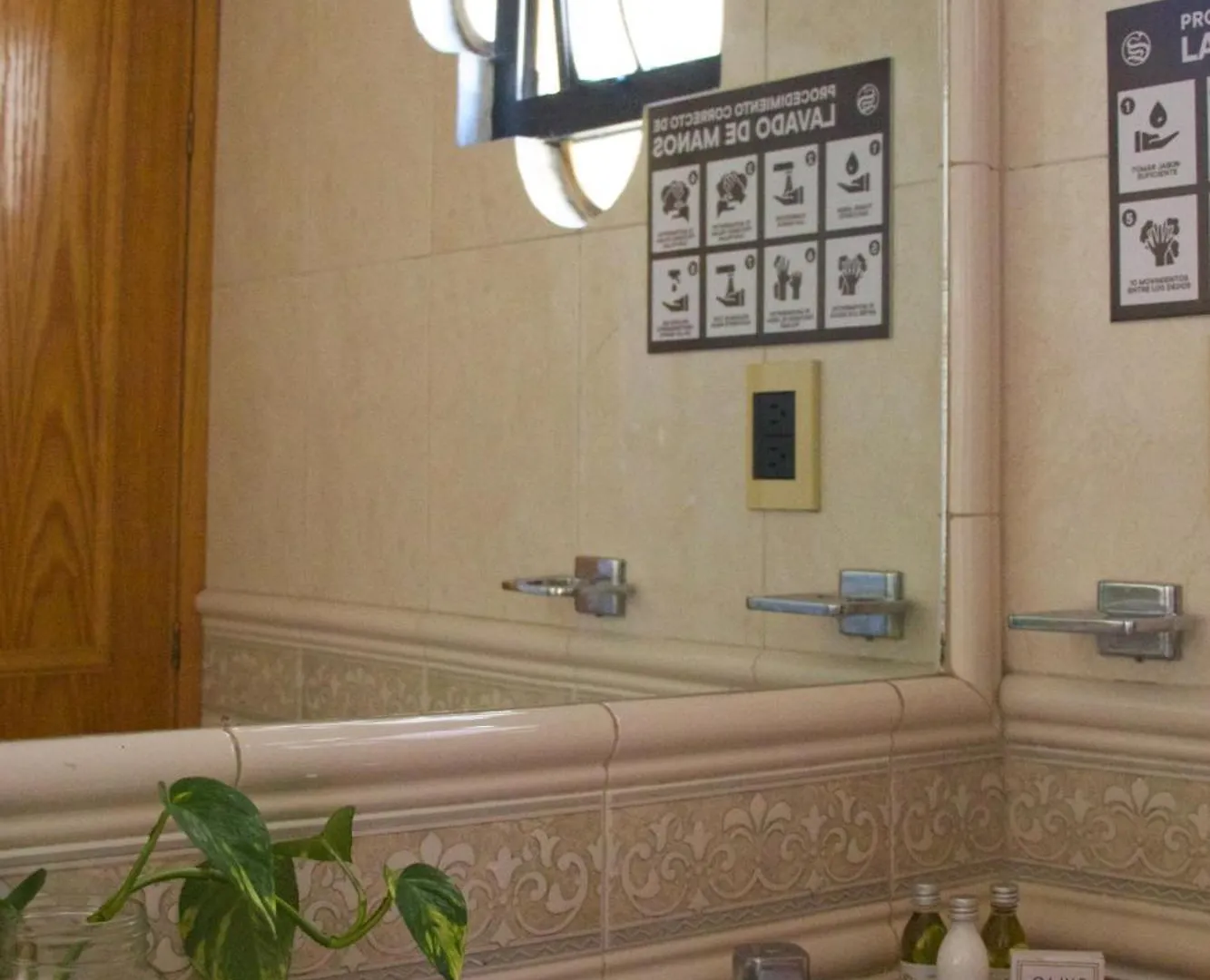 ** Guest house Suites Sevilla Puebla Mexico