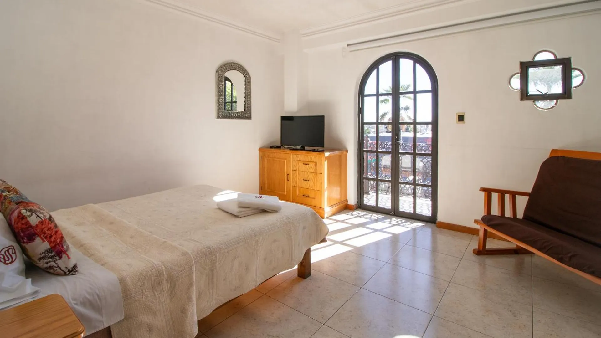 ** Guest house Suites Sevilla Puebla Mexico